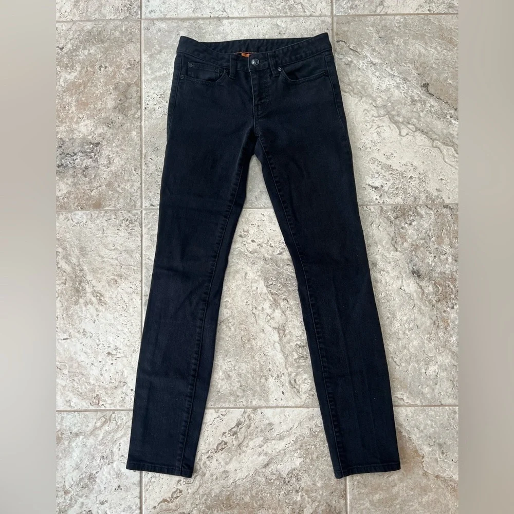 Tory Burch Super Skinny Jeans in Black, size 26